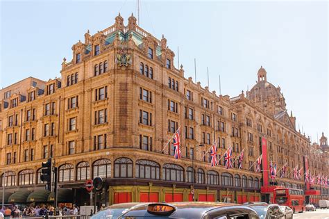 harrods uk official website.